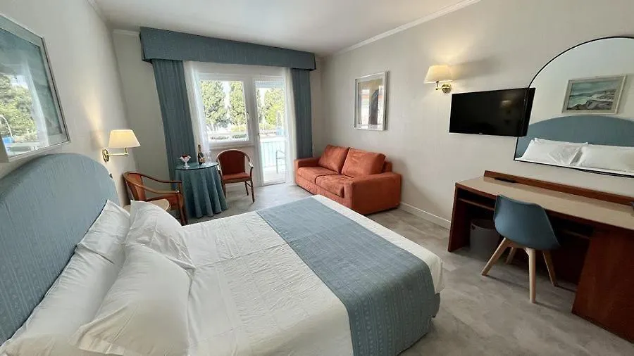 Hotel Excelsior Bay Malcesine 4*,